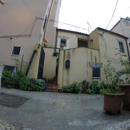 Le Scalette Guest house